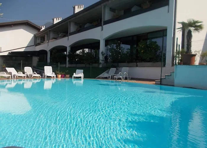 Hotel Laura Christina 3*