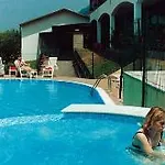 Hotell Laura Christina 3*