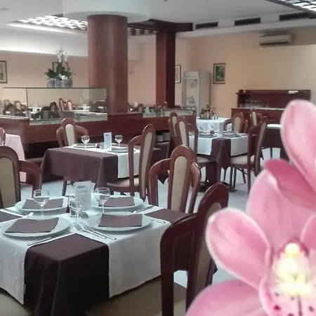 劳拉克里斯蒂娜酒店 马尔切西内