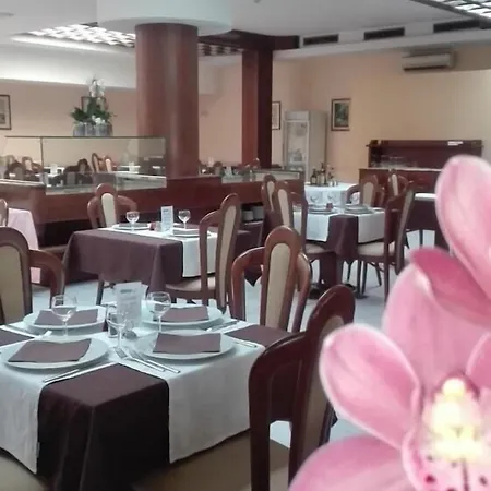 酒店 劳拉克里斯蒂娜酒店