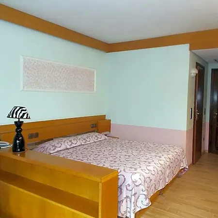 Laura Christina Ξενοδοχείο 3*
