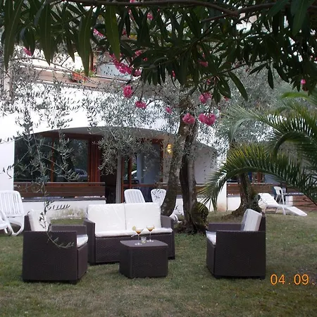 酒店 劳拉克里斯蒂娜酒店