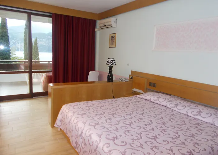 Szálloda Laura Christina 3*