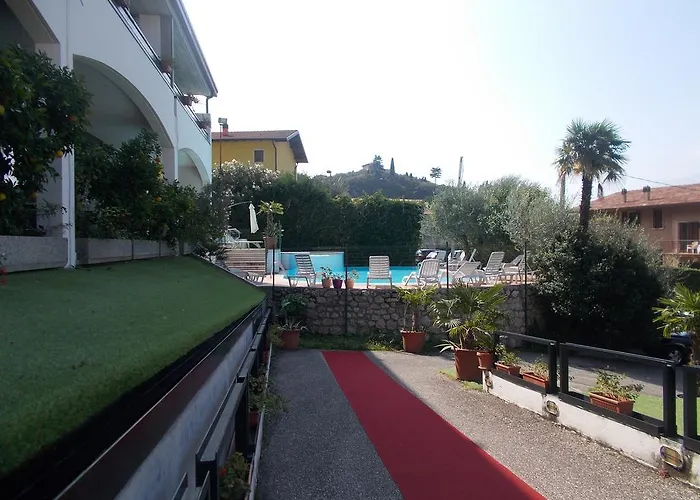 Szálloda Laura Christina 3*